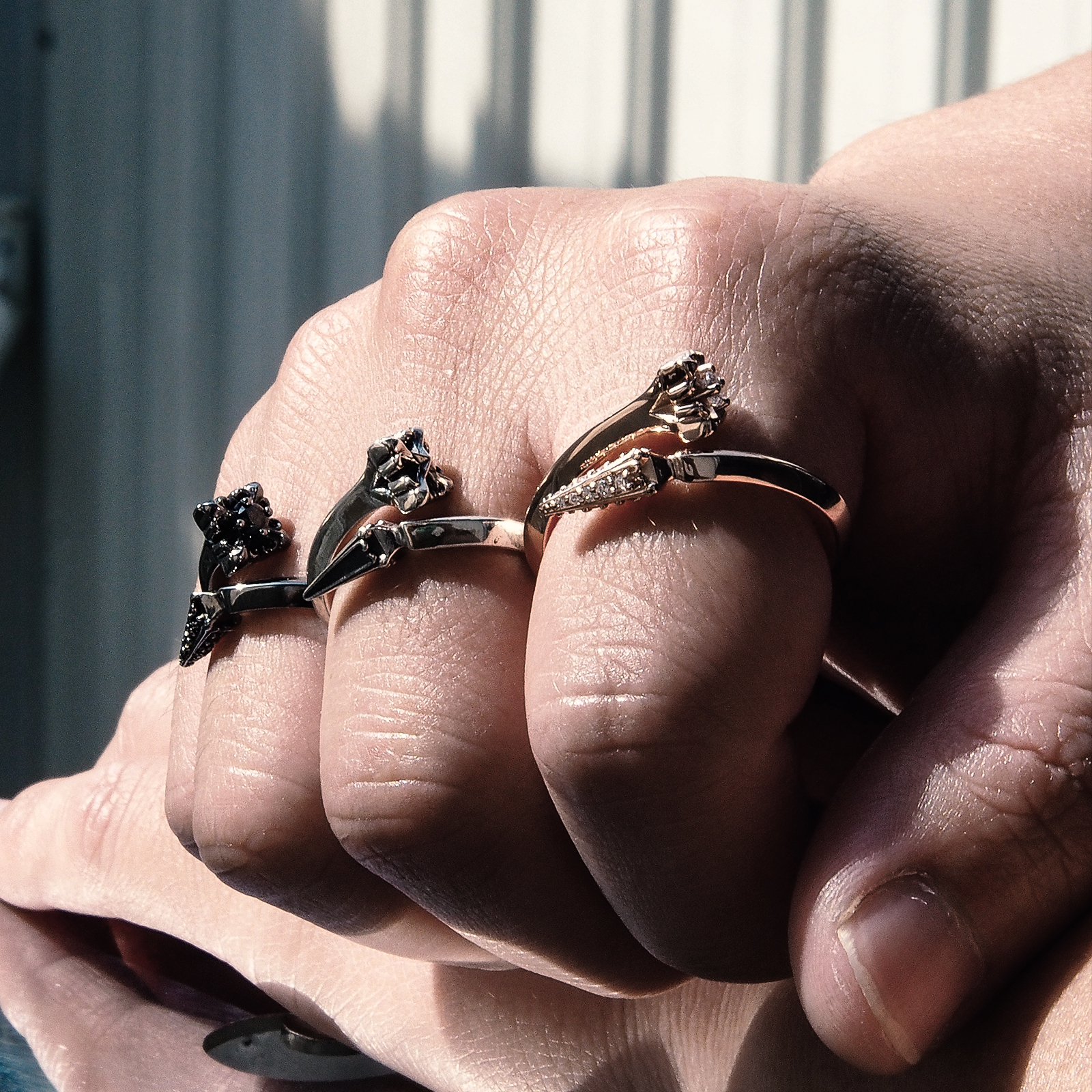 Rituals Cross Spear Ring Xtreme - Pink แหวนเงินแท้ 925 แกะมือขัดเงาพิเศษ ชุบทองชมพูบริสุทธิ์ ประดับพลอยสวิสเกรดพิเศษ